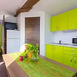 Zelena Laguna Mobile Homes Mugeba