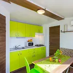 Zelena Laguna Mobile Homes