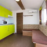 Feriepark Zelena Laguna Mobile Homes Mugeba