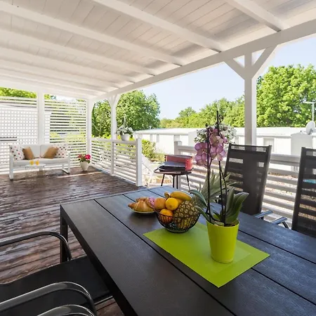 Tatil parkı Zelena Laguna Mobile Homes