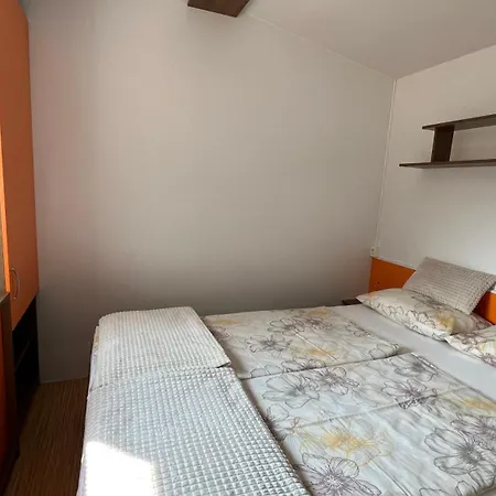 Zelena Laguna Mobile Homes Mugeba