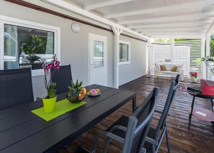 Zelena Laguna Mobile Homes 4* Mugeba