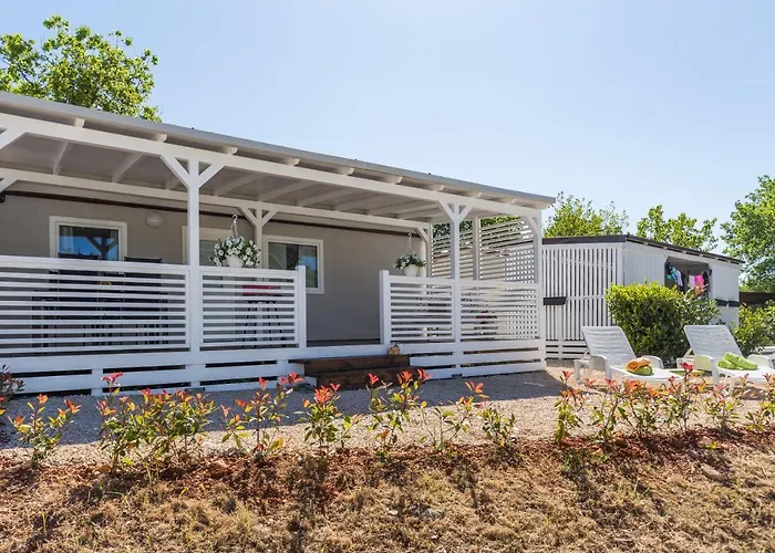Village de vacances Zelena Laguna Mobile Homes 4*
