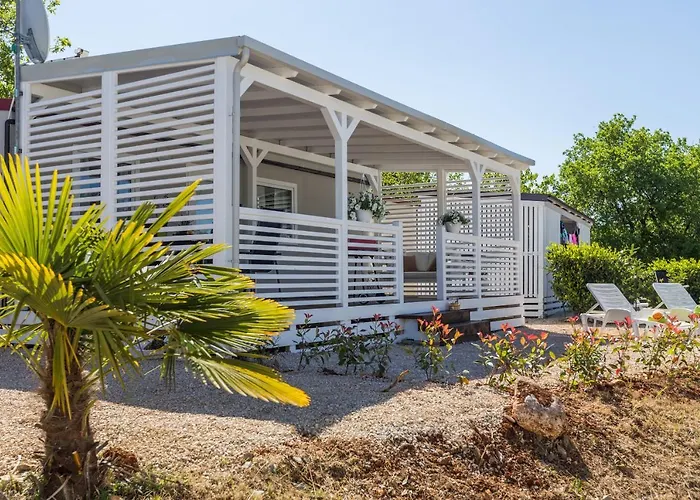 Aldeamento Turístico Zelena Laguna Mobile Homes