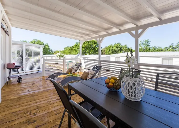 Village de vacances Zelena Laguna Mobile Homes Mugeba