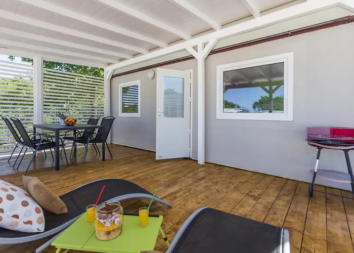 Zelena Laguna Mobile Homes Village de vacances