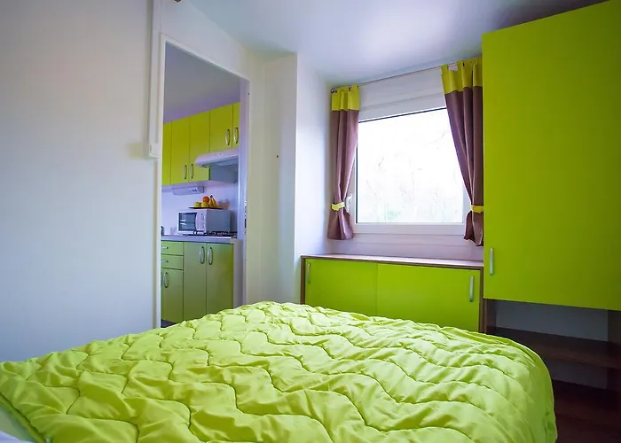 Prázdninový areál Zelena Laguna Mobile Homes Mugeba